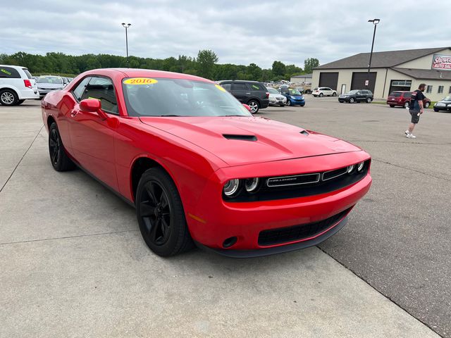 2016 Dodge Challenger SXT