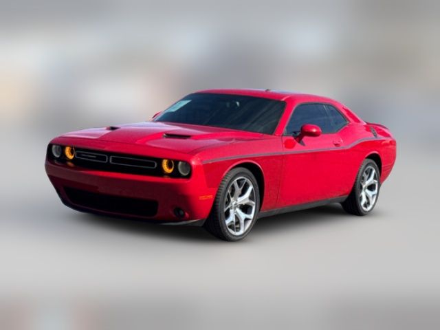 2016 Dodge Challenger SXT Plus