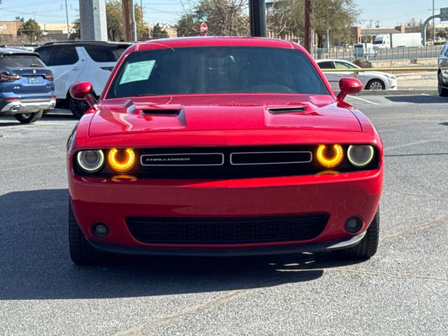 2016 Dodge Challenger SXT Plus