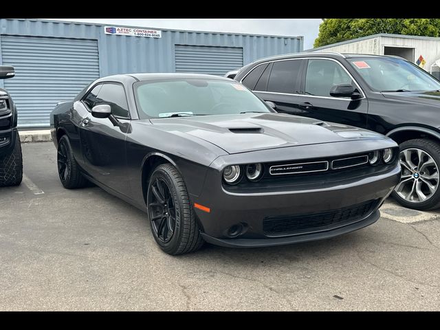 2016 Dodge Challenger SXT