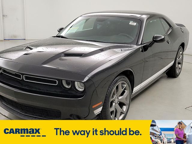 2016 Dodge Challenger SXT