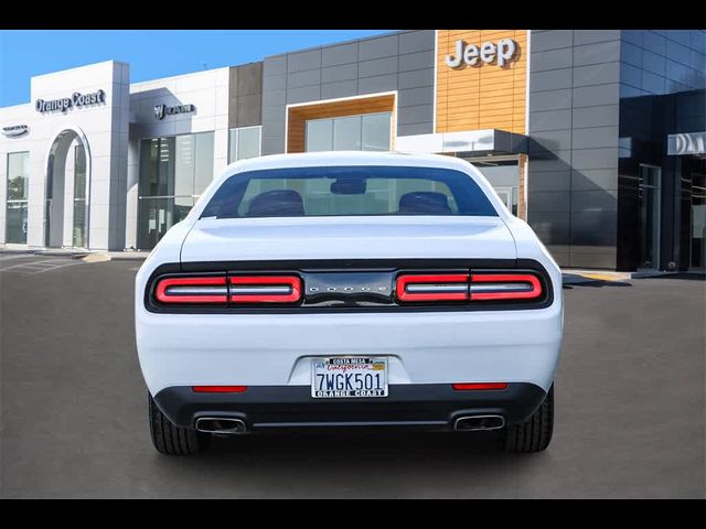 2016 Dodge Challenger SXT