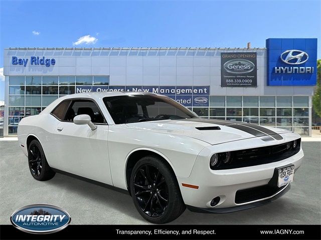 2016 Dodge Challenger SXT Plus