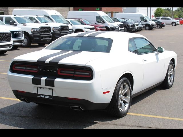 2016 Dodge Challenger SXT