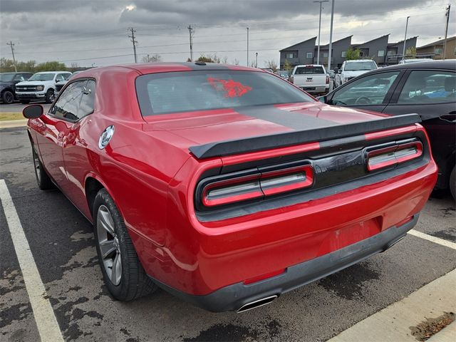 2016 Dodge Challenger SXT