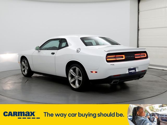 2016 Dodge Challenger SXT