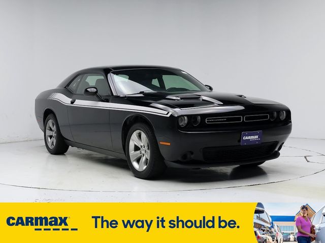 2016 Dodge Challenger SXT