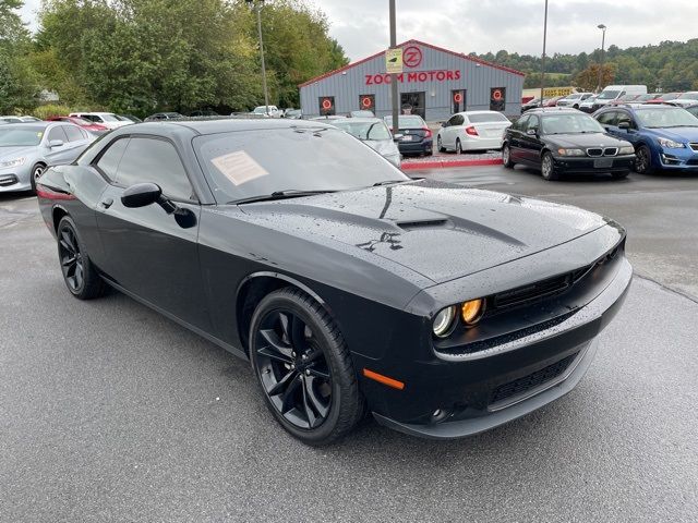 2016 Dodge Challenger SXT Plus