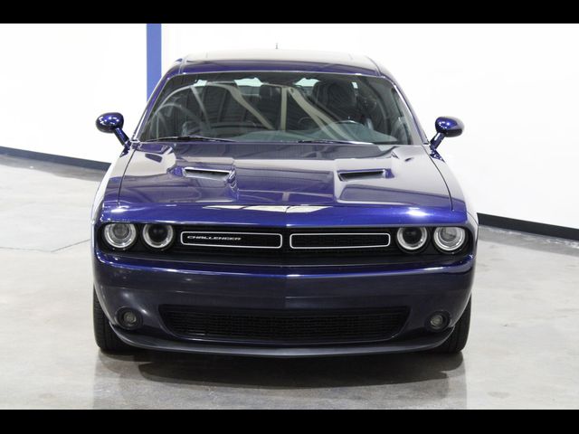 2016 Dodge Challenger SXT Plus
