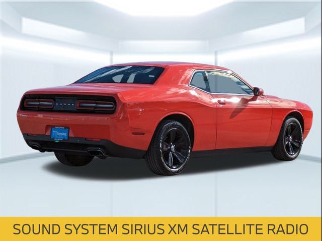 2016 Dodge Challenger SXT