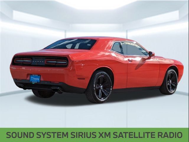 2016 Dodge Challenger SXT