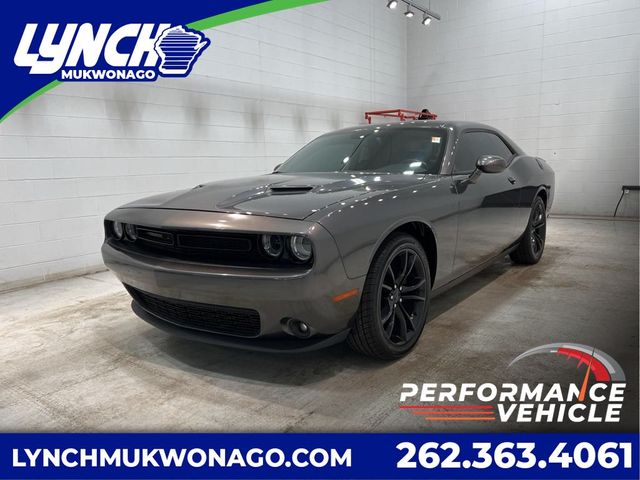 2016 Dodge Challenger SXT Plus