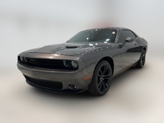 2016 Dodge Challenger SXT Plus