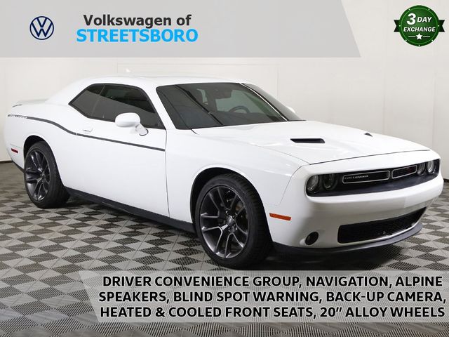 2016 Dodge Challenger SXT Plus