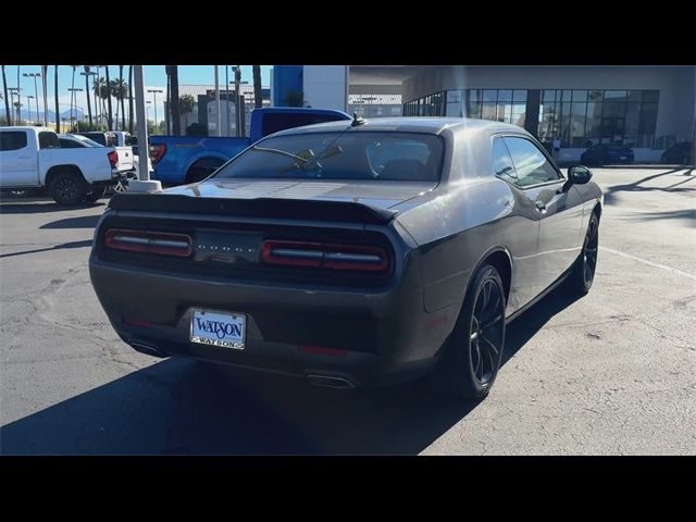 2016 Dodge Challenger SXT