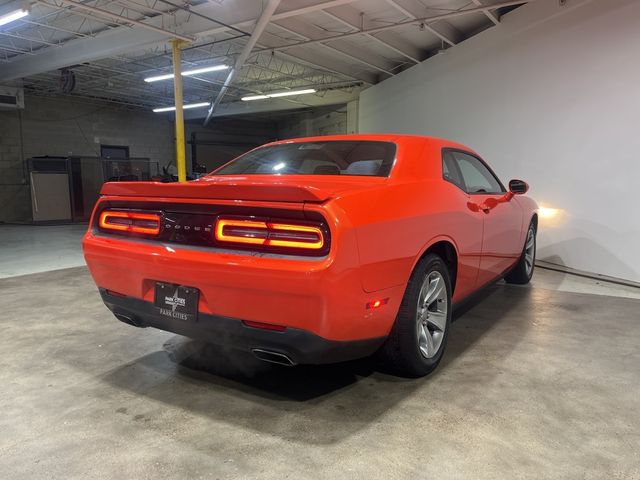 2016 Dodge Challenger SXT