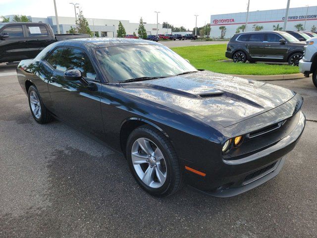 2016 Dodge Challenger SXT