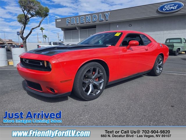 2016 Dodge Challenger SXT