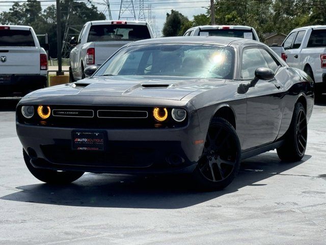 2016 Dodge Challenger SXT