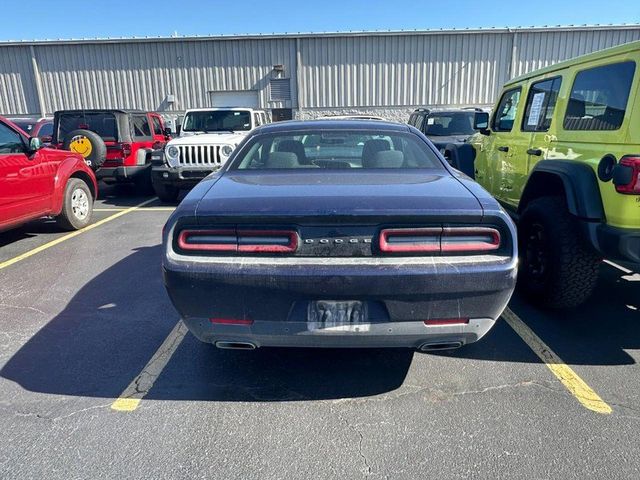 2016 Dodge Challenger SXT