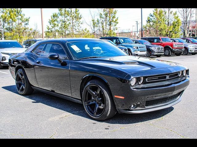 2016 Dodge Challenger SXT