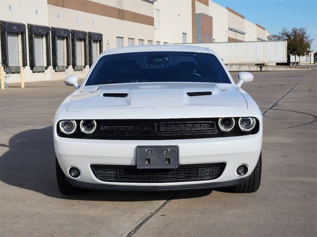 2016 Dodge Challenger SXT Plus