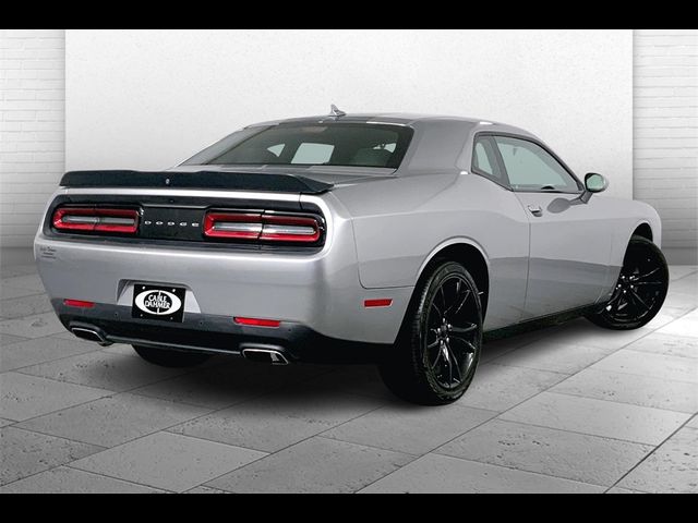 2016 Dodge Challenger SXT Plus