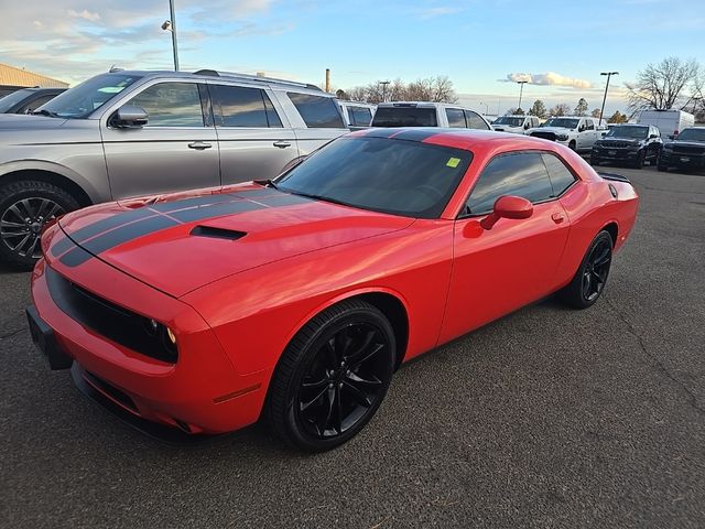 2016 Dodge Challenger SXT