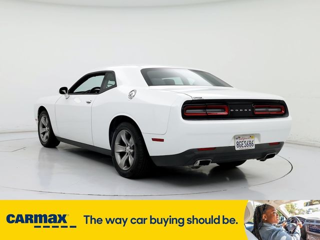 2016 Dodge Challenger SXT