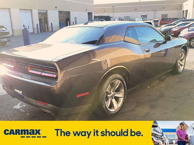 2016 Dodge Challenger SXT