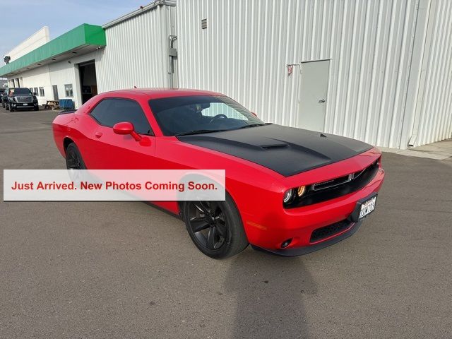 2016 Dodge Challenger SXT