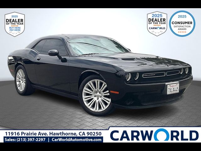 2016 Dodge Challenger SXT