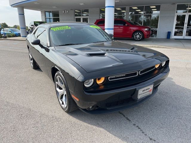 2016 Dodge Challenger SXT Plus