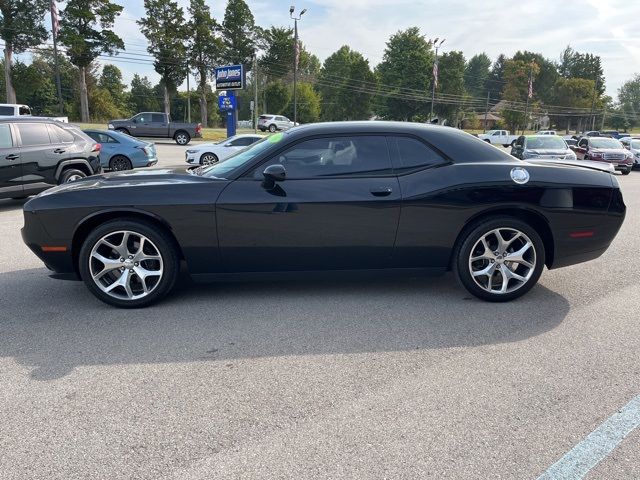 2016 Dodge Challenger SXT Plus