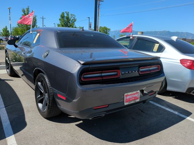 2016 Dodge Challenger SXT