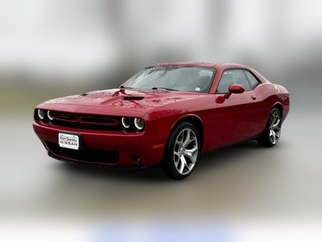 2016 Dodge Challenger SXT Plus