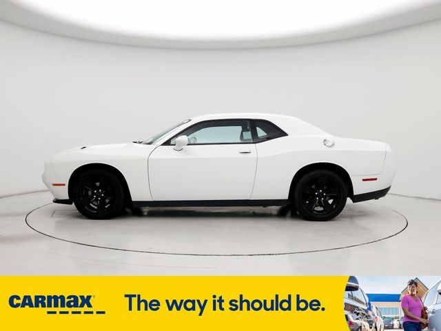 2016 Dodge Challenger SXT