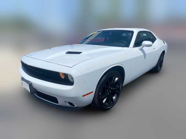 2016 Dodge Challenger SXT Plus