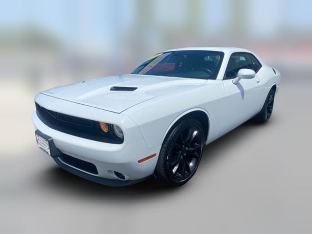 2016 Dodge Challenger SXT Plus