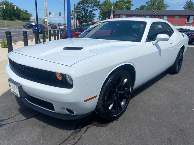 2016 Dodge Challenger SXT Plus