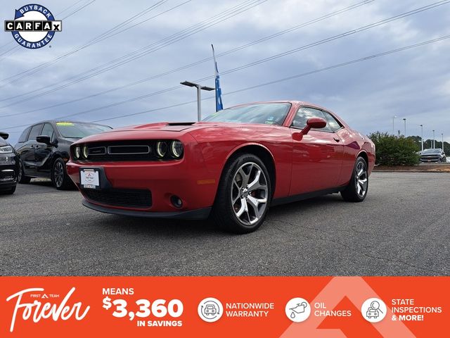 2016 Dodge Challenger SXT Plus