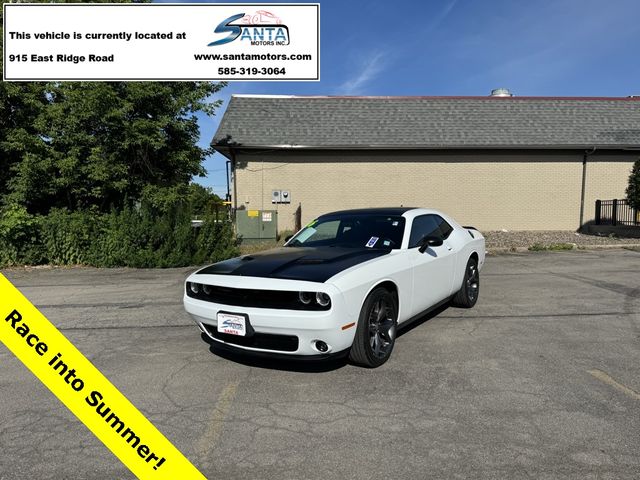 2016 Dodge Challenger SXT Plus