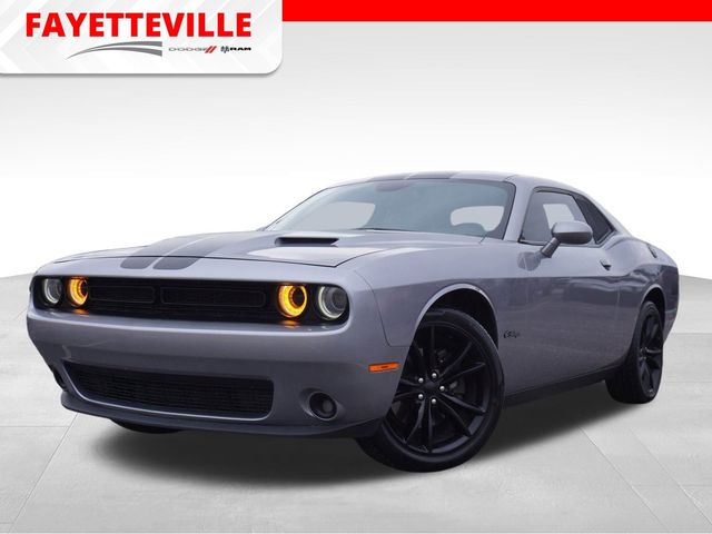 2016 Dodge Challenger SXT Plus