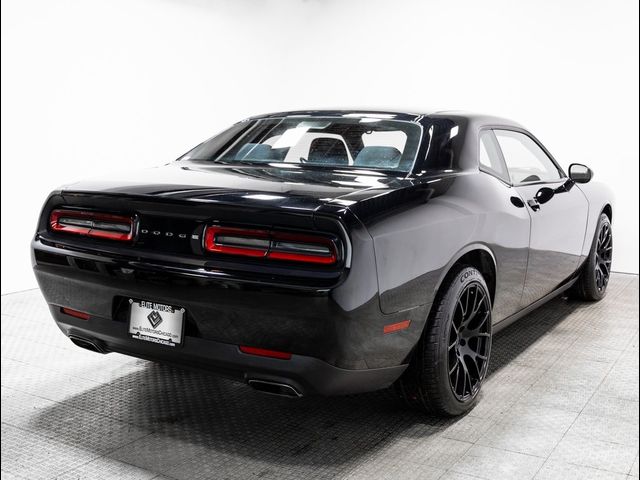 2016 Dodge Challenger SXT