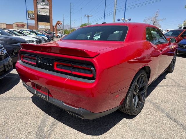 2016 Dodge Challenger SXT