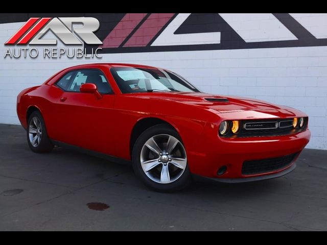 2016 Dodge Challenger SXT