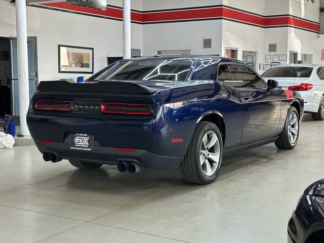 2016 Dodge Challenger SXT