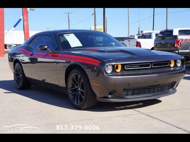 2016 Dodge Challenger SXT