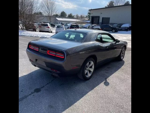 2016 Dodge Challenger SXT