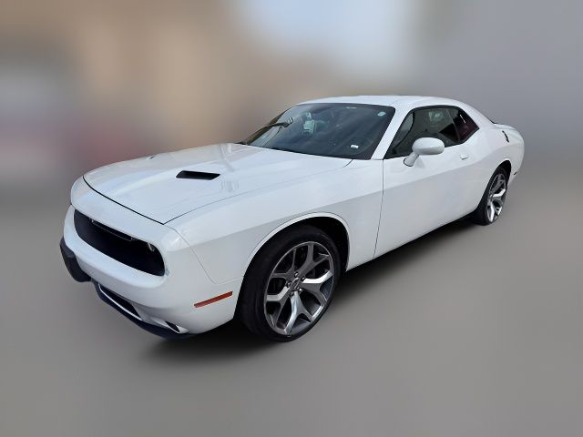 2016 Dodge Challenger SXT Plus